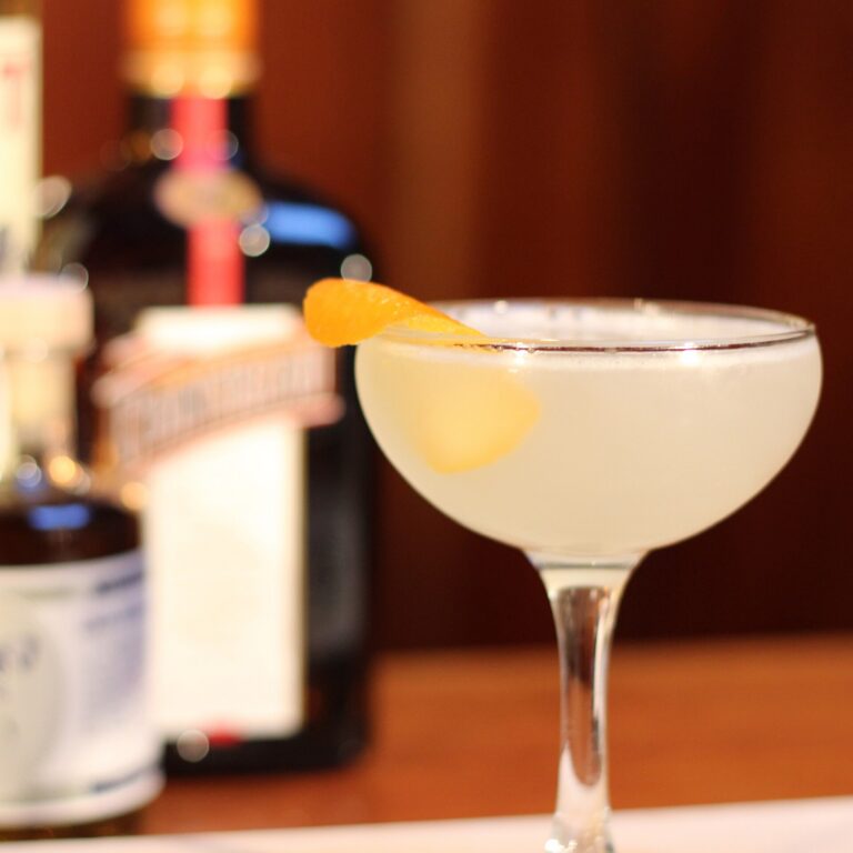 Corpse Reviver No. 2 cocktail