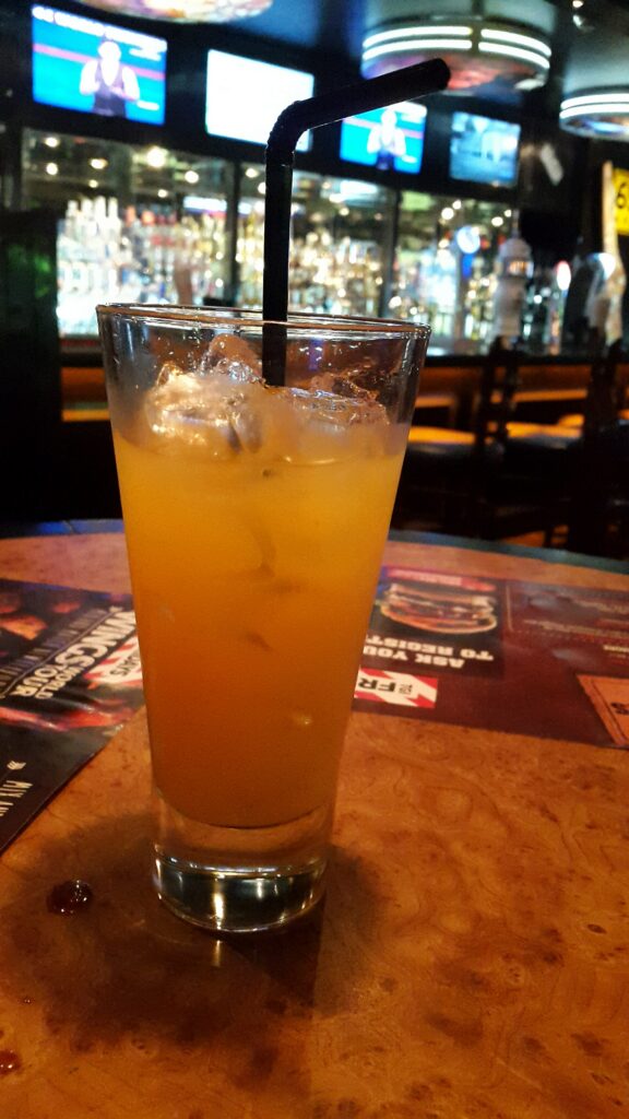 Screwdriver — Difford version cocktail photograph